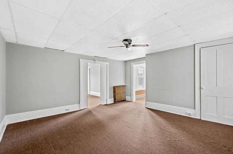 401 Stewart St, Turtle Creek, PA 15145-1919