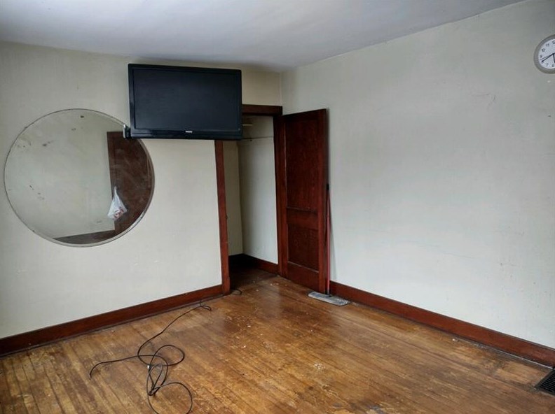 225 Laredo St, McKeesport, PA 15133