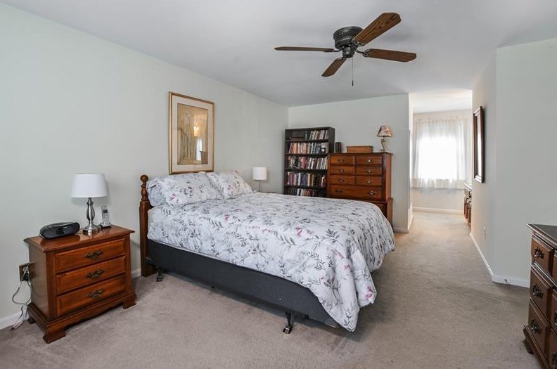 2107 Coventry Dr, Allison Park PA 15101-3361 exterior