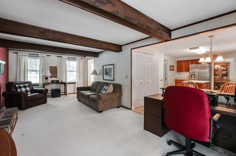 2107 Coventry Dr, Allison Park PA 15101-3361 exterior