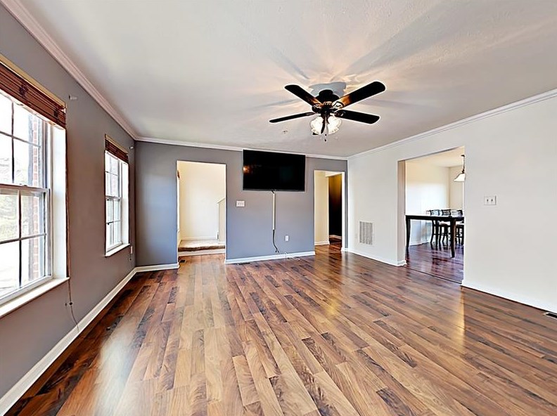 258 Grace Manor Dr, Moon Twp, PA 15108