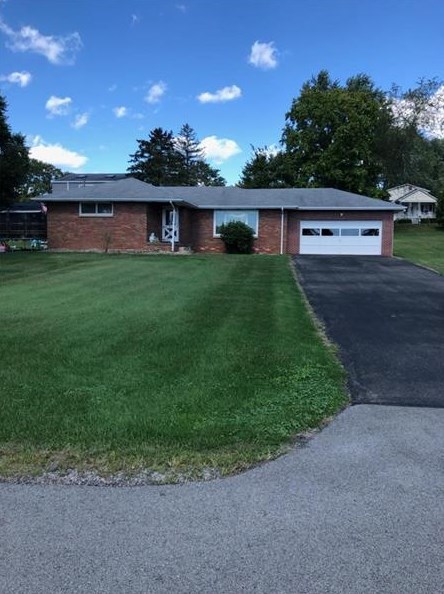 1111 Clarion Ave, Vandergrift, PA 15690