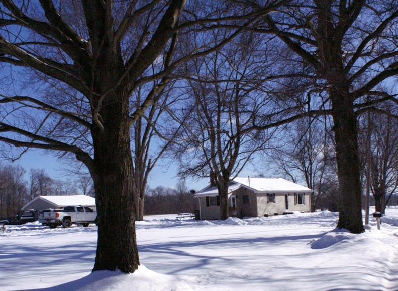 44 Jervis Rd, Grove City, PA 16127
