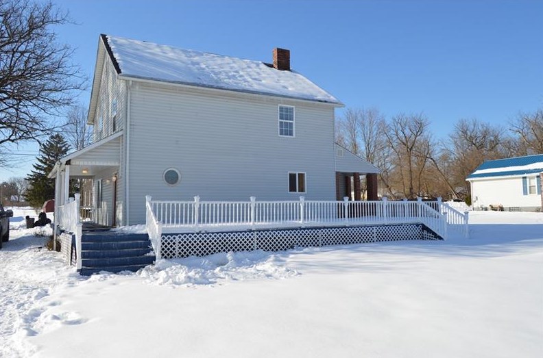 12 7th St, Bessemer, PA 16112
