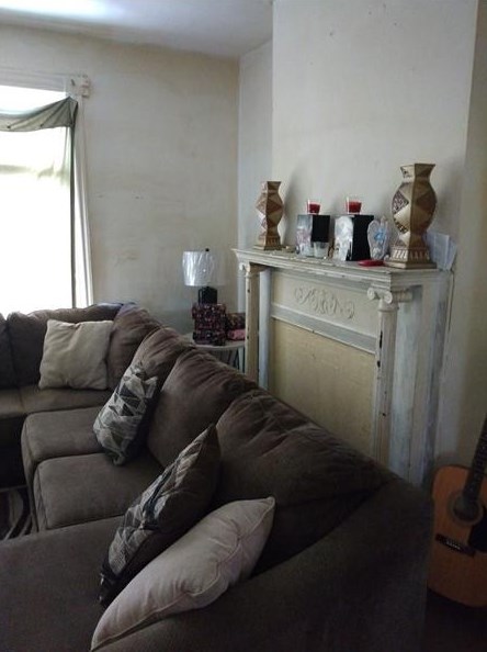 502 Airbrake Ave, Wall, PA 15148