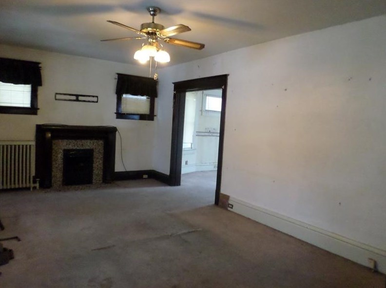 768 Prindle St, Hermitage, PA 16146