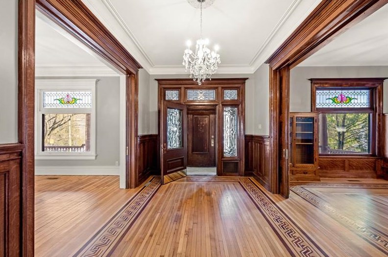 519 E Beau St East, Washington, PA 15301
