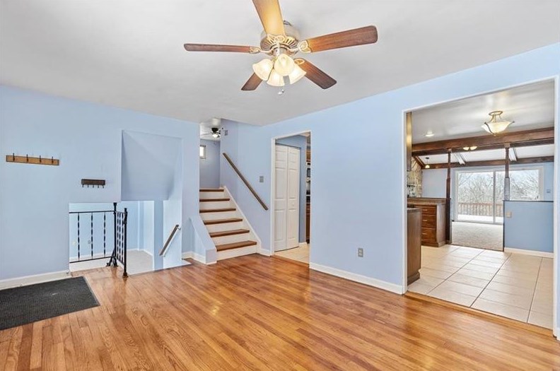 553 Lindsay Rd, Collier Township, PA 15106-3841