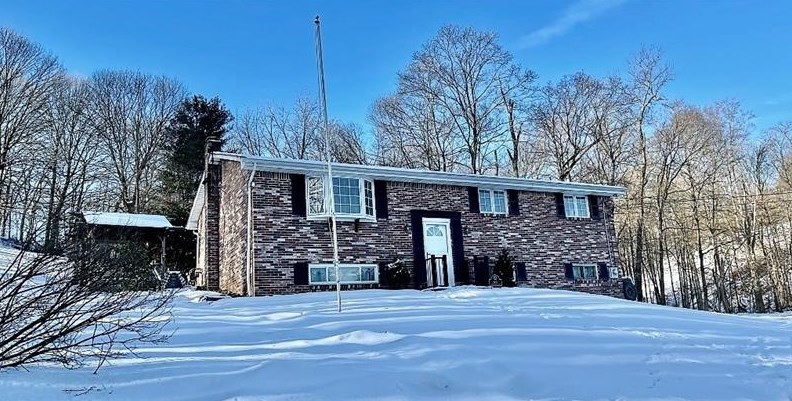 665 Davis School Rd South, Washington, PA 15301