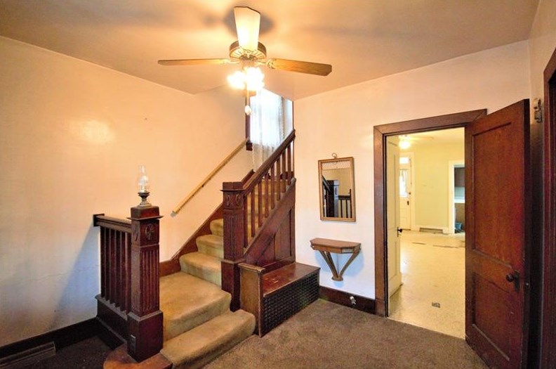 882 3rd Ave, Brackenridge, PA 15014