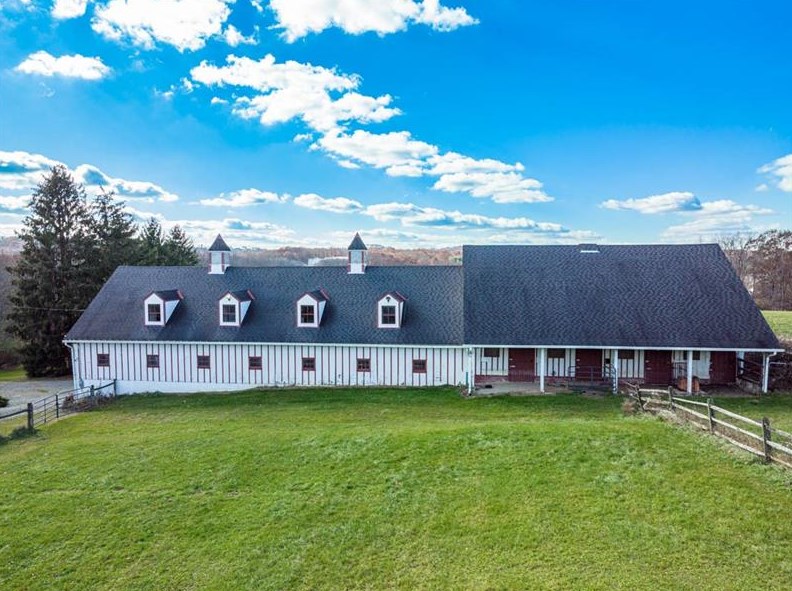 82-84 Christonia Rd, Gibsonia, PA 15044