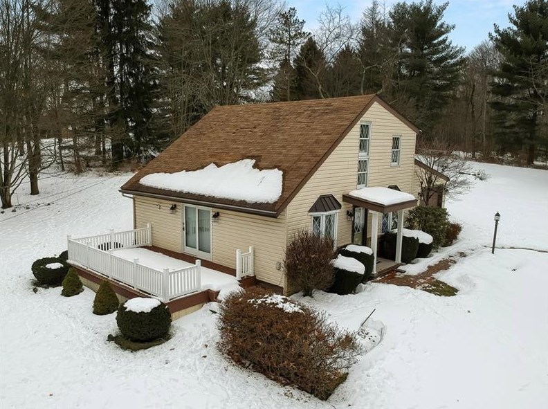 565 Wises Grove Rd, New Brighton, PA 15066