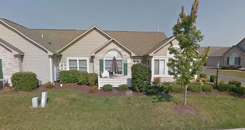 1142 Cobblestone Ln, Valencia, PA 16059