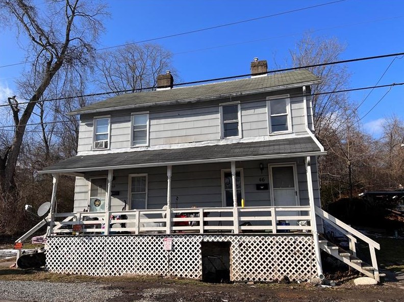 44-46 Clopper St, Herminie, PA 15637