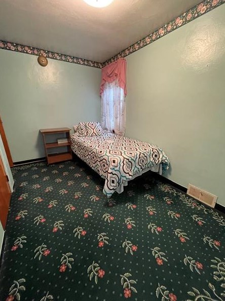 1066 Wylie Ave, Washington PA 15301-2004 exterior