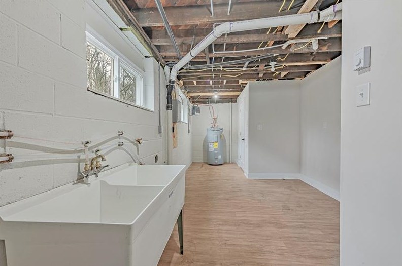 5992 Penn St, Export PA  15632-1209 exterior