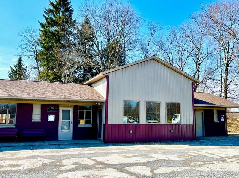 213 Franklin St, Mercer, PA 16137-5067
