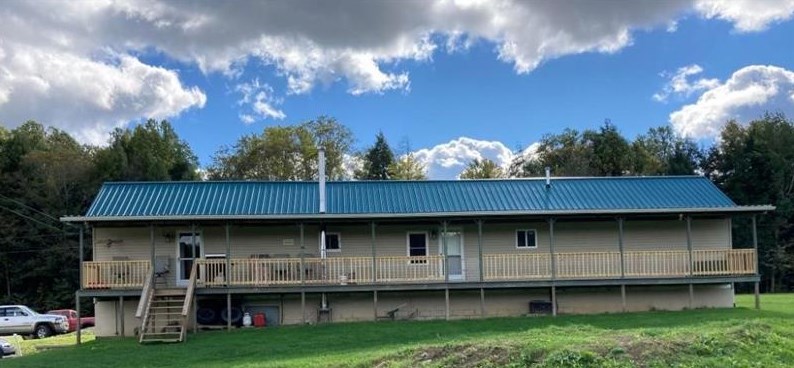 15960 Forest Rd, Edinboro, PA 16412-4310