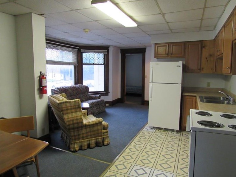 45 6th St, Indiana, PA 15701-2762