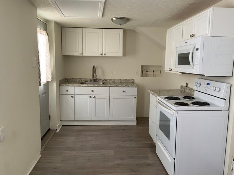 150 Elm St, Washington, PA 15301-5214