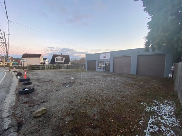 1206 Wolfe Ave, Rankin, PA 15104-2716