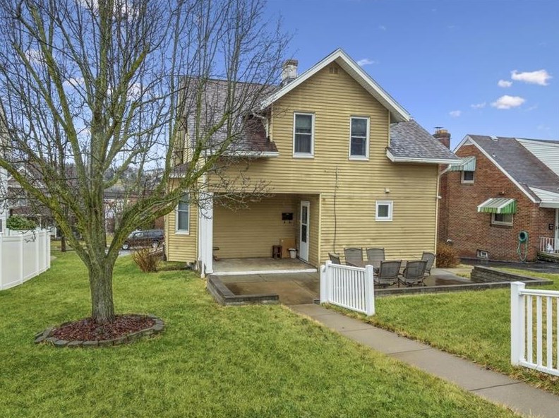 800 Allison Ave, Washington PA  15301-3804 exterior