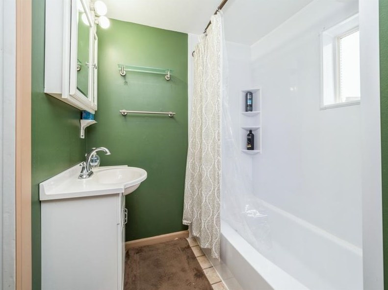 800 Allison Ave, Washington PA  15301-3804 exterior