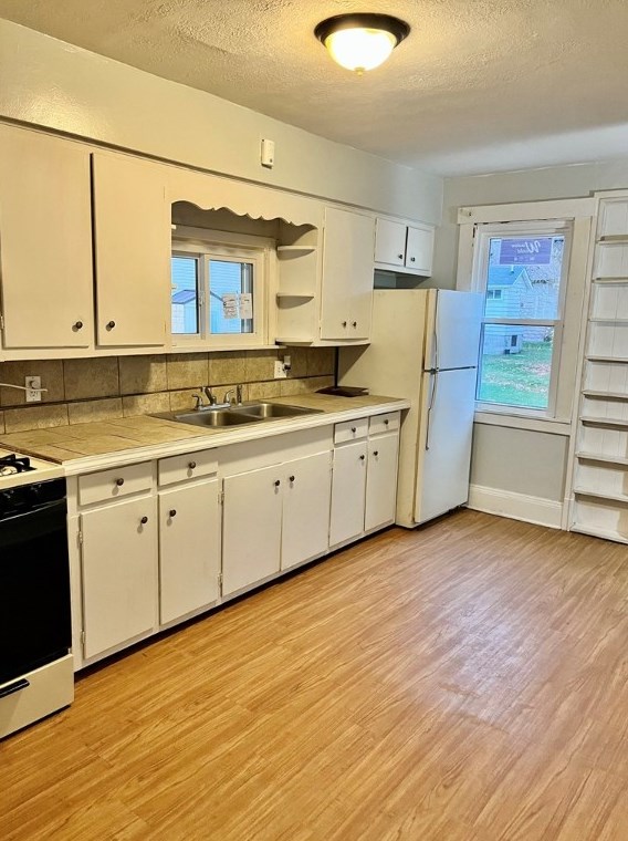 1015 Webster St, Hermitage, PA 16121