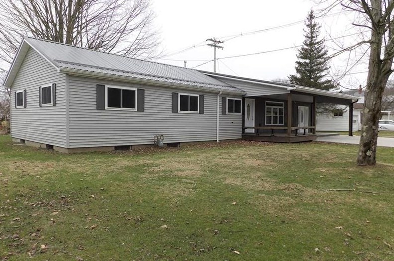 427 Broad St, Saegertown, PA 16433-7614