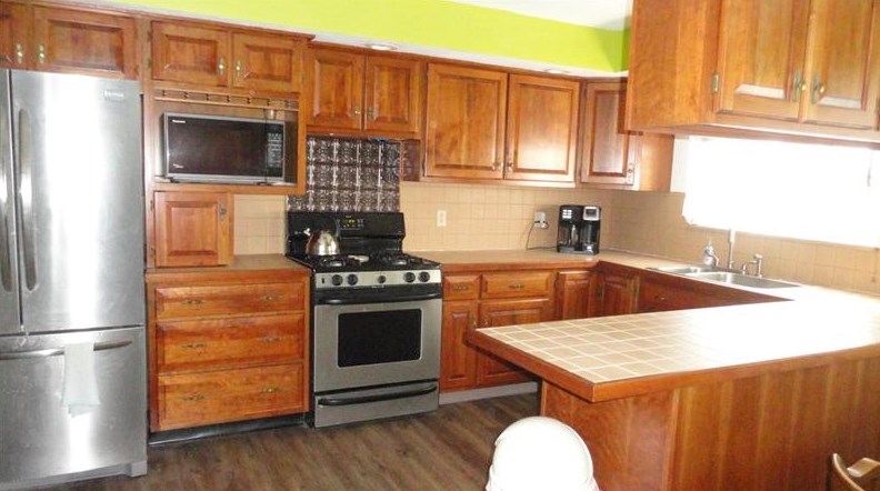 123 Mar Vel Dr, Butler, PA 16001-1428