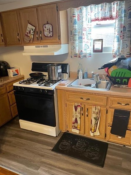 1174 Ridge Ave, Rankin, PA 15104-2740