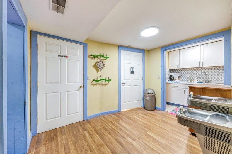 426 James St, Bridgeville, PA 15017
