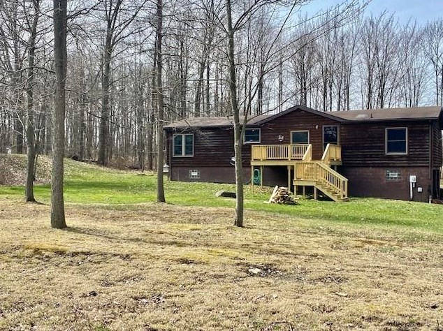 364 Brown School Rd, Pulaski, PA 16143-4806