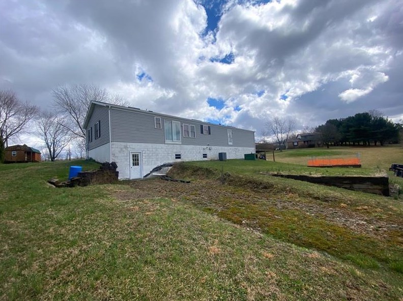 134 Caldwell Ln, Derry, PA 15627-9716