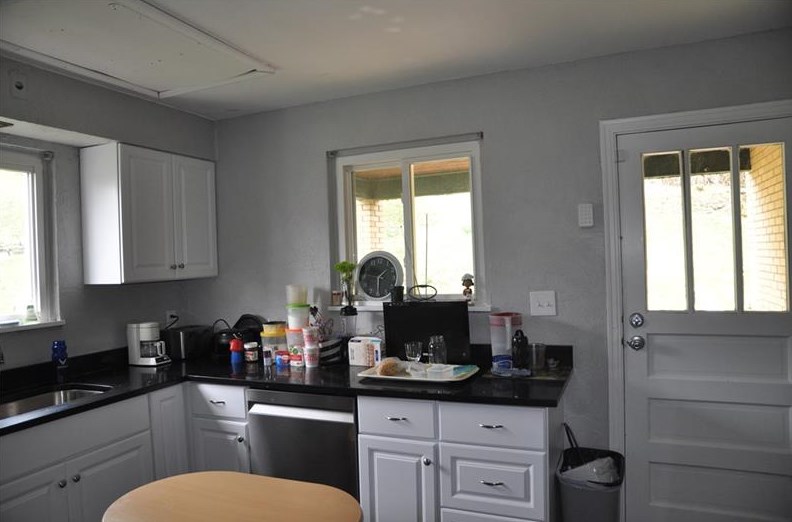 2912 Freeland St, Mckeesport PA  15132-1908 exterior