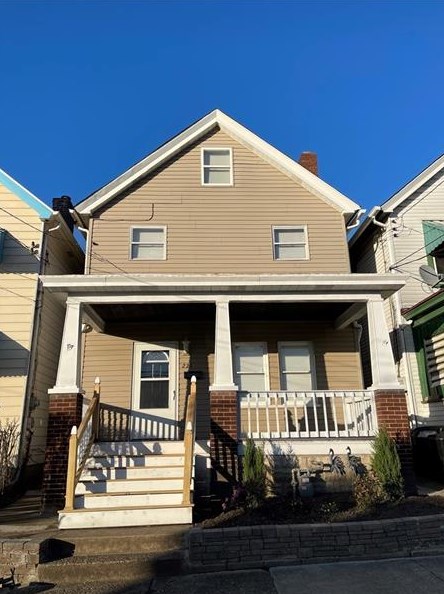 221 Moffat St, Collier Township, PA 15106-1247