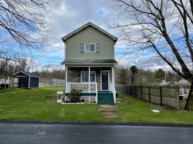 318 Maple St, Everson, PA 15631-1113