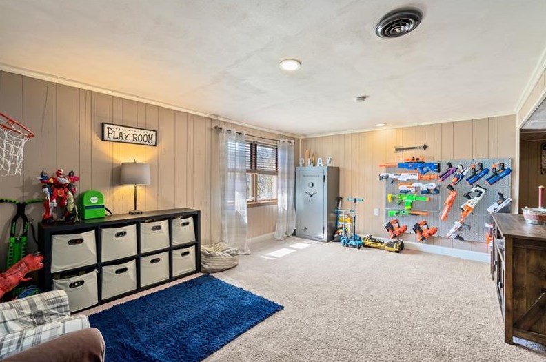 1595 Bedillion Rd, Washington PA 15301-9242 exterior