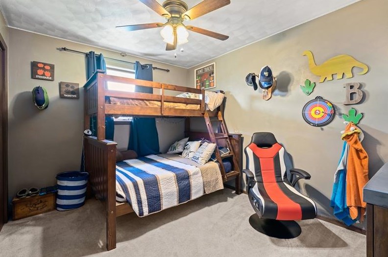 1595 Bedillion Rd, Washington PA 15301-9242 exterior