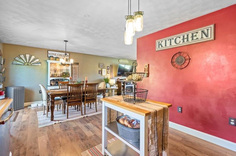 1595 Bedillion Rd, Washington PA 15301-9242 exterior