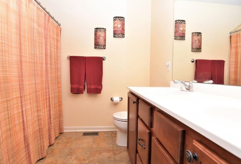 217 Morning Grove Ln, Valencia PA  16059-1639 exterior