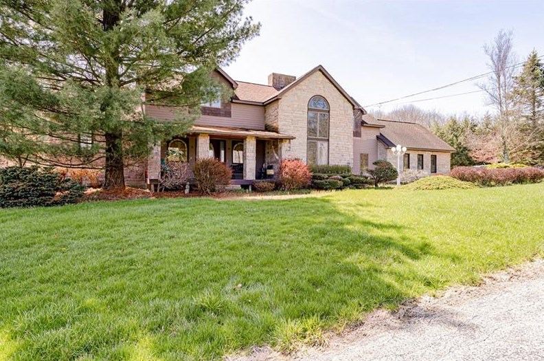 293 Freeman Rd, Greensburg, PA 15601-6306