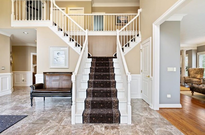 2106 S Villa Dr, Gibsonia, PA 15044