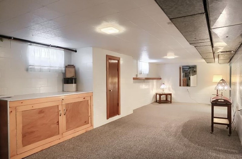 266 Hemlock Dr, Butler PA 16001-3423 exterior