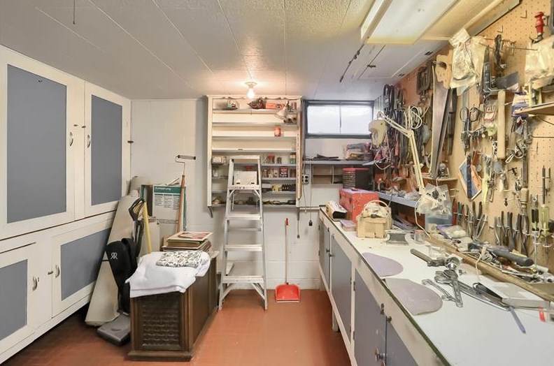 266 Hemlock Dr, Butler PA 16001-3423 exterior