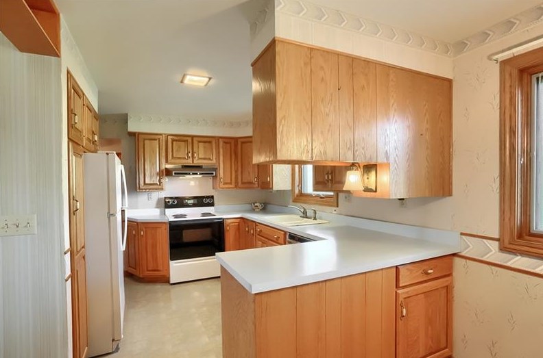 266 Hemlock Dr, Butler PA 16001-3423 exterior