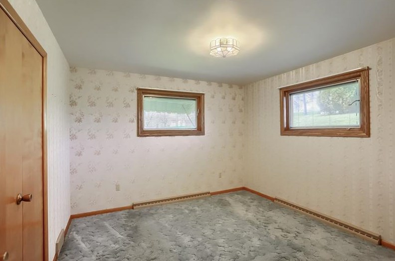 266 Hemlock Dr, Butler PA 16001-3423 exterior