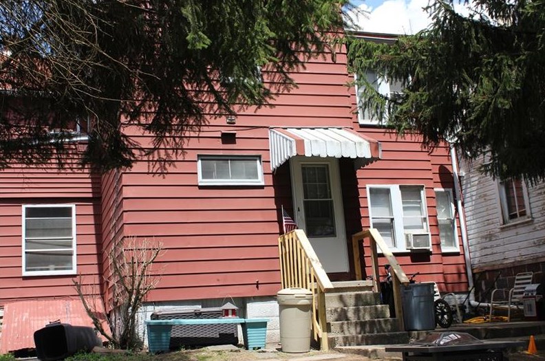 160 E High St, Waynesburg, PA 15370