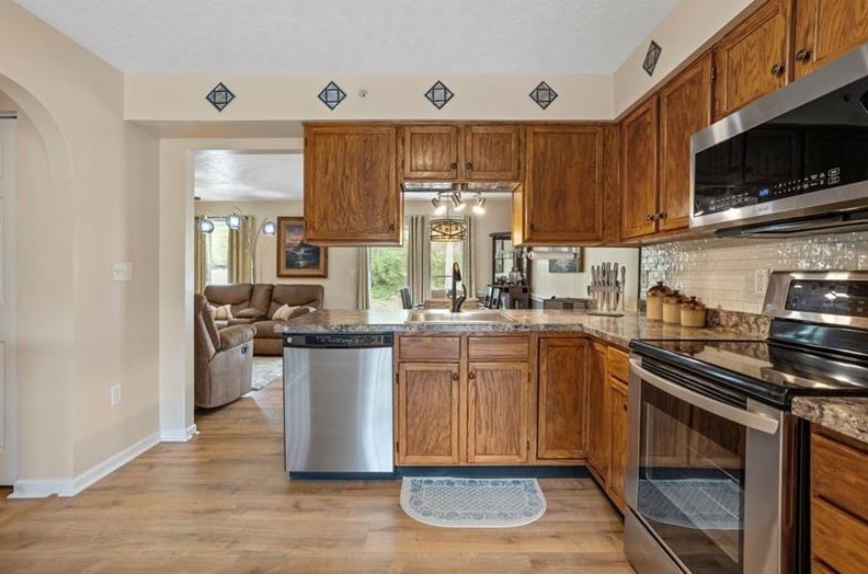 2297 Flint Dr, Washington PA 15301-7763 exterior