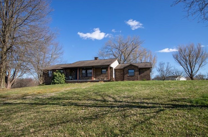 188 Canistra Rd, Oliphant Furnace, PA 15401-5127